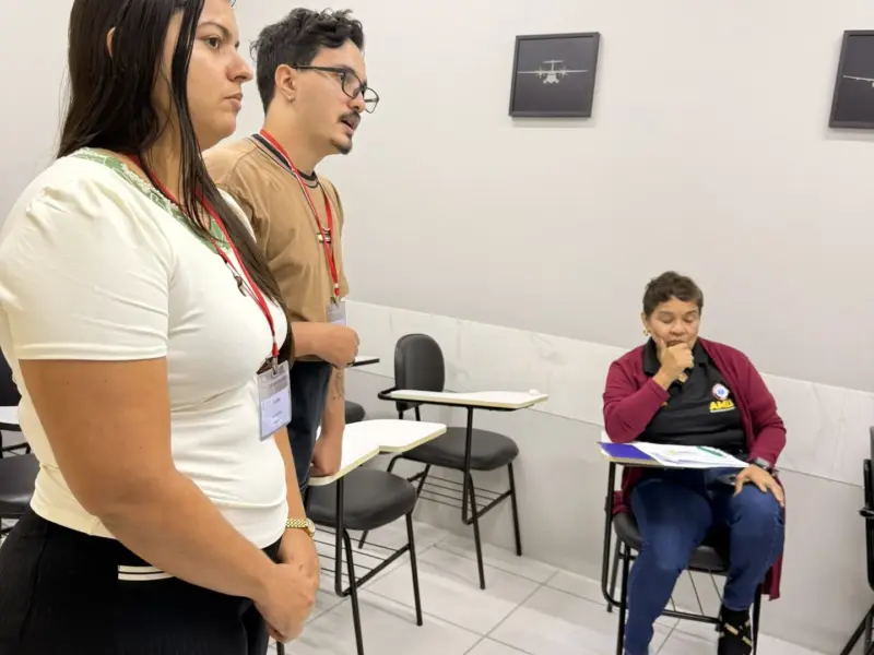 Turma do curso AMLS em atividade prática, foto 8