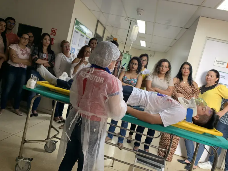 Turma do curso ATNS em atividade prática, foto 21