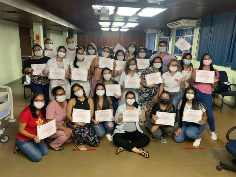 Turma do curso BLS e Primeiros Socorros em atividade prática, foto 6