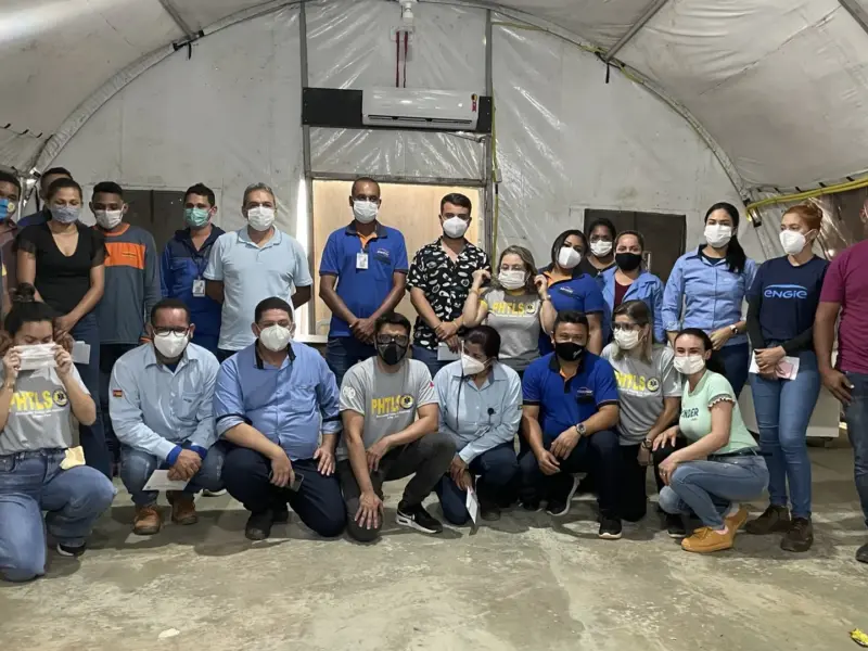 Turma do curso Emergências em Áreas Remotas em atividade prática, foto 15