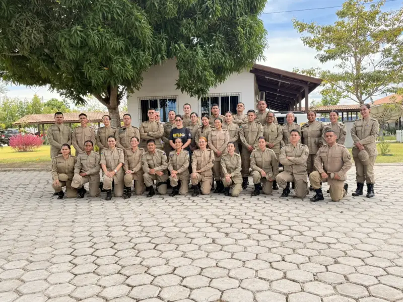 Turma do curso PHTLS em atividade prática, foto 22
