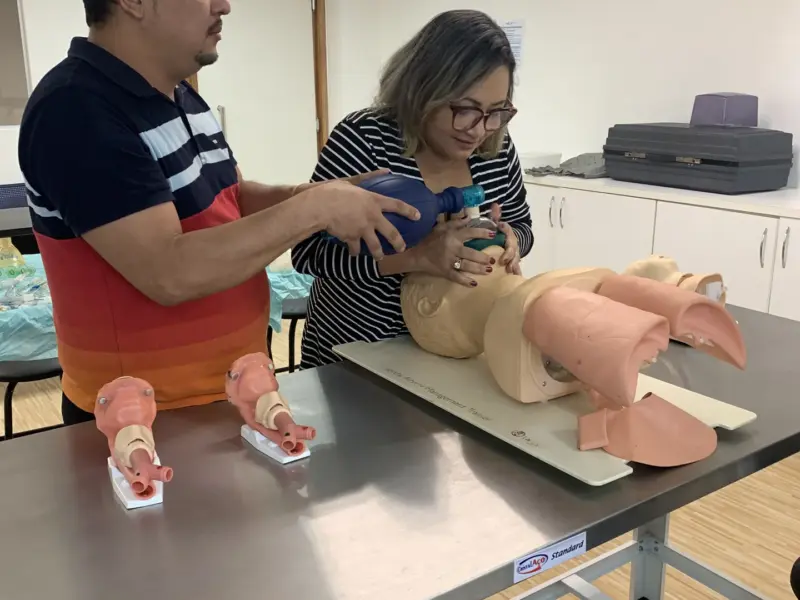 Turma do curso TEAM em atividade prática, foto 4