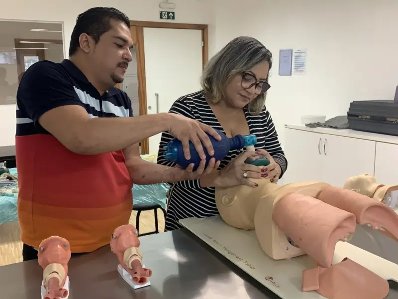 Turma do curso TEAM em atividade prática, foto 5